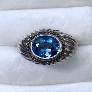 Tested 925 Sterling Silver Size 7.75 Blue Topaz Ring 8.00g